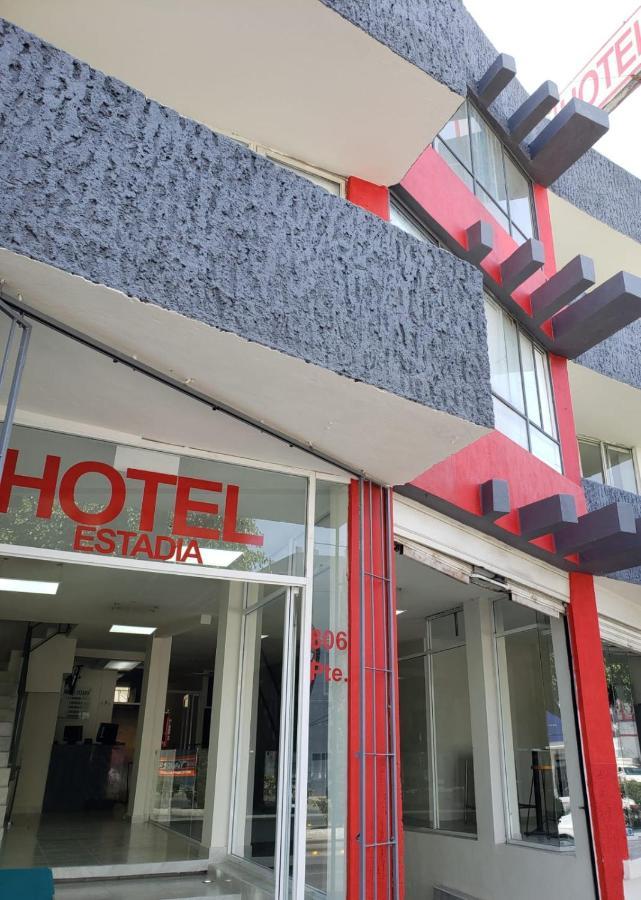 Hotel Estadia Леон Экстерьер фото